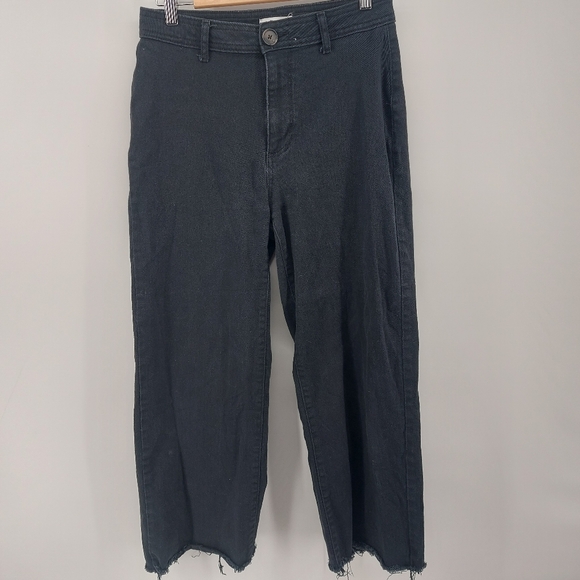 Avec Les Filles high waist wide leg cropped black jeans with released hem Size 2 - Picture 1 of 6
